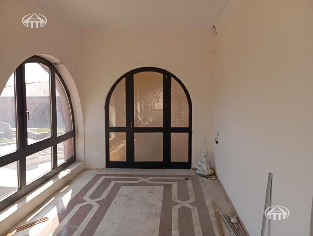 Отель · 9 комн. · 1 830 м² · Аштарак