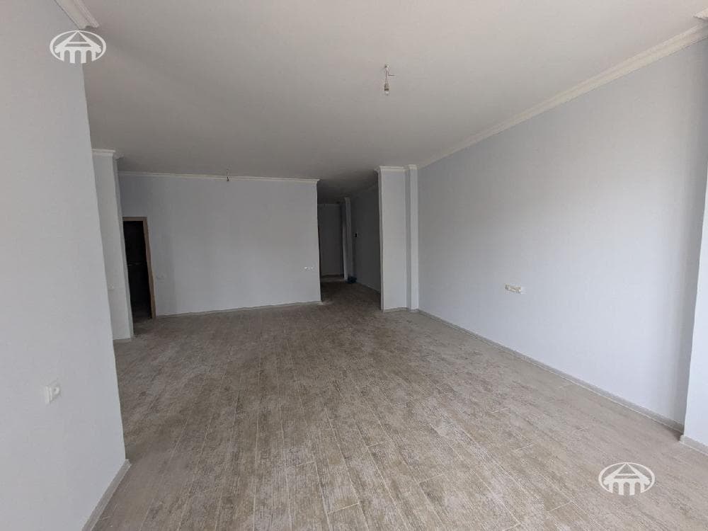 Բնակարան · 4 սեն. · 124 մ² · Աջափնյակ