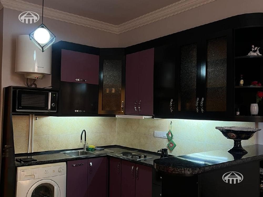 Apartment · 1 rooms · 38 m² · Kentron