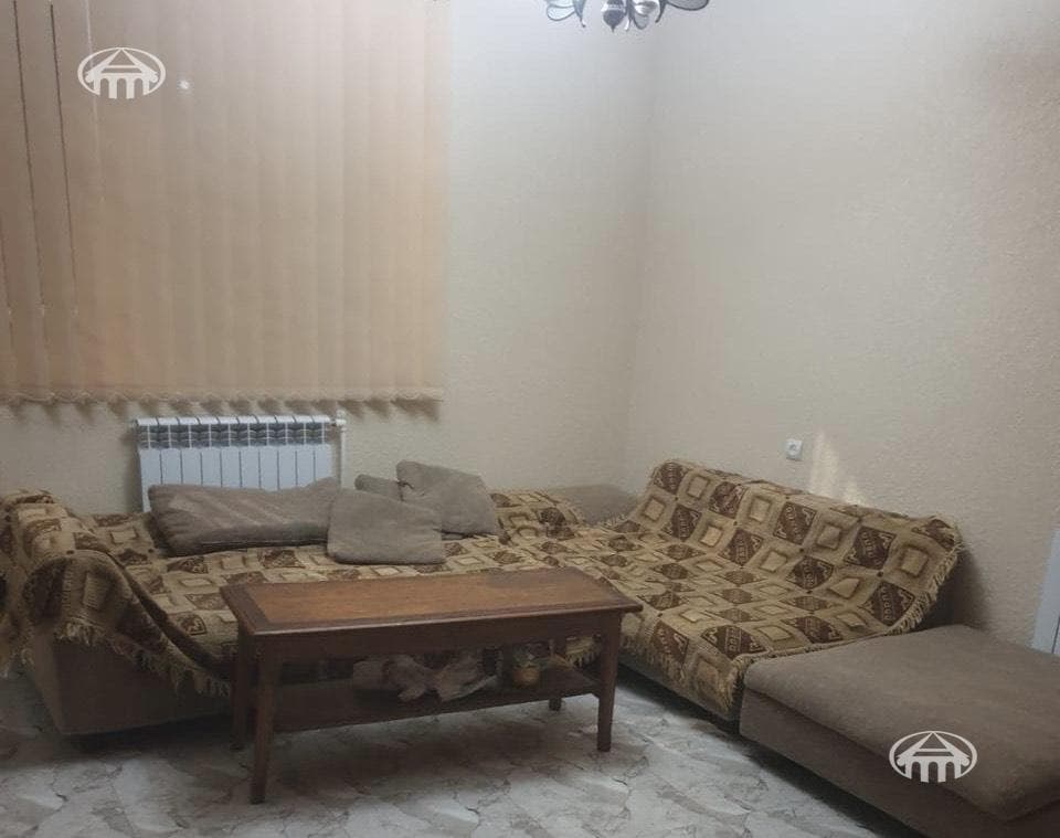 House · 6 rooms · 357 m² · Shengavit