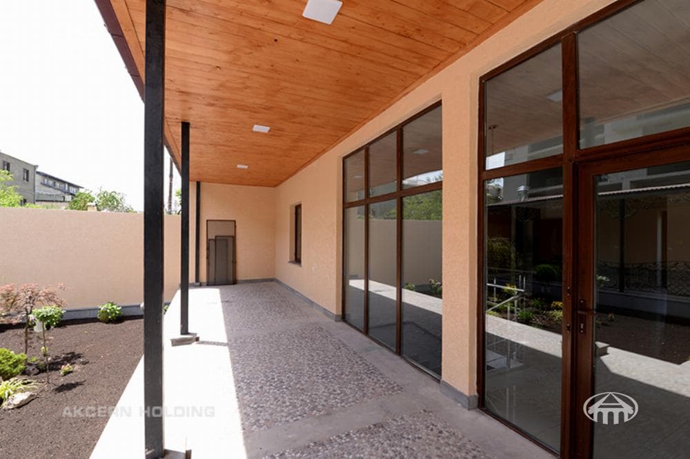 Mansion · 4 rooms · 300 m² · Nork-Marash — photo 8 / 34