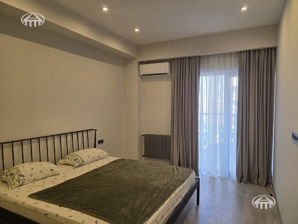 Квартира · 2 комн. · 72 м² · Арабкир