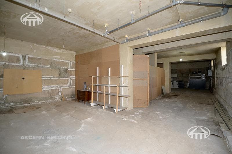 Магазин · 550 м² · Аджапняк