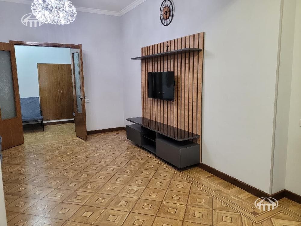 Квартира · 2 комн. · 65 м² · Аджапняк