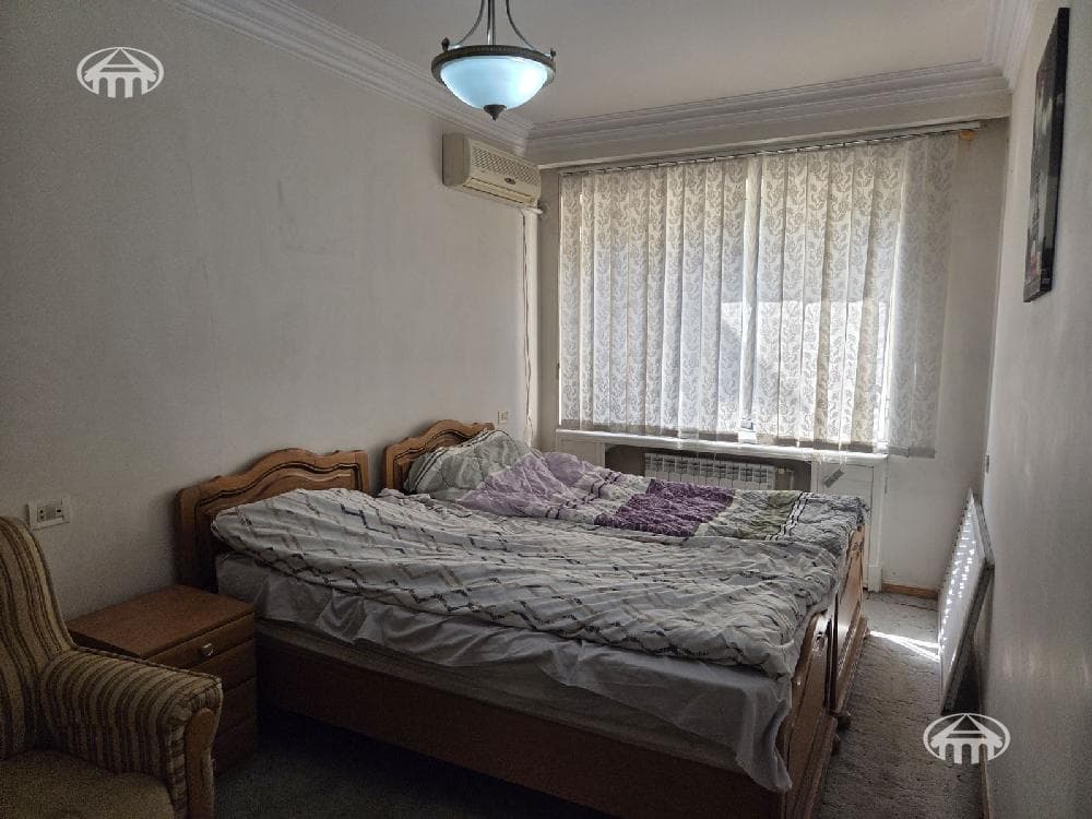 Apartment · 2 rooms · 74 m² · Kentron