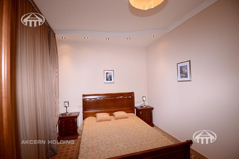 Квартира · 4 комн. · 197 м² · Арабкир