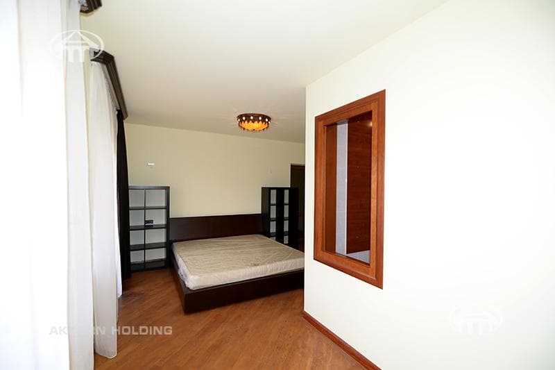 Country house · 4 rooms · 289.5 m² · Dzoraghbyur