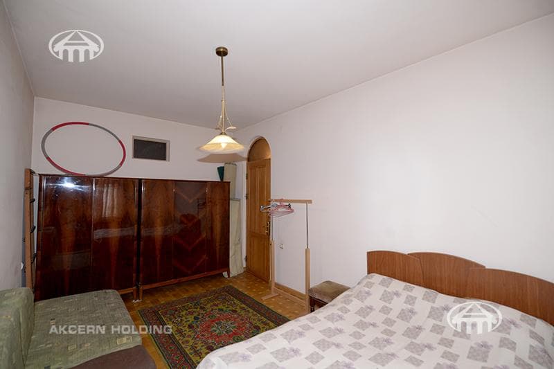House · 5 rooms · 220 m² · Arabkir
