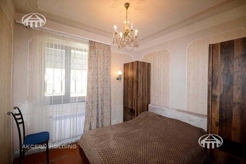 Особняк · 5 комн. · 350 м² · Гарни