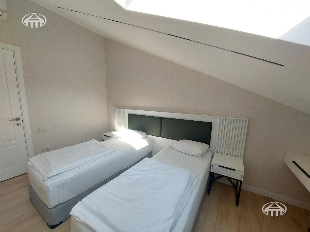 Apartment · 3 rooms · 62 m² · Kentron