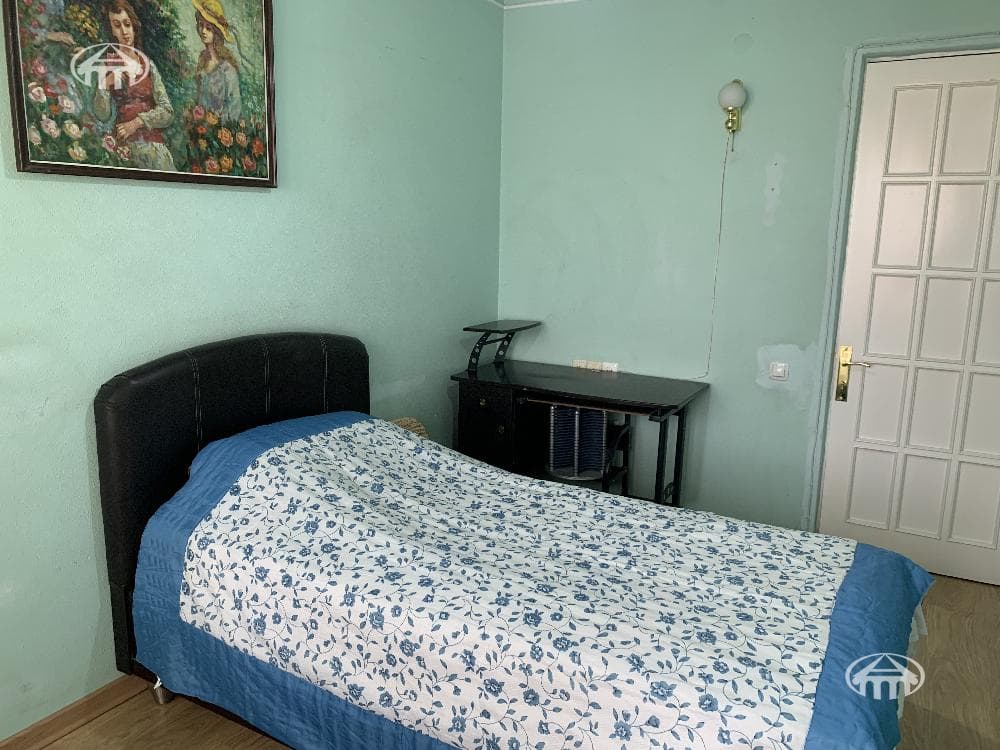 Apartment · 3 rooms · 84 m² · Kentron