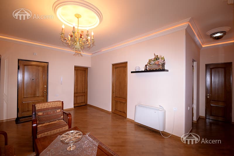 Квартира · 4 комн. · 153 м² · Арабкир