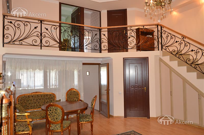 Apartment · 4 rooms · 103 m² · Kentron