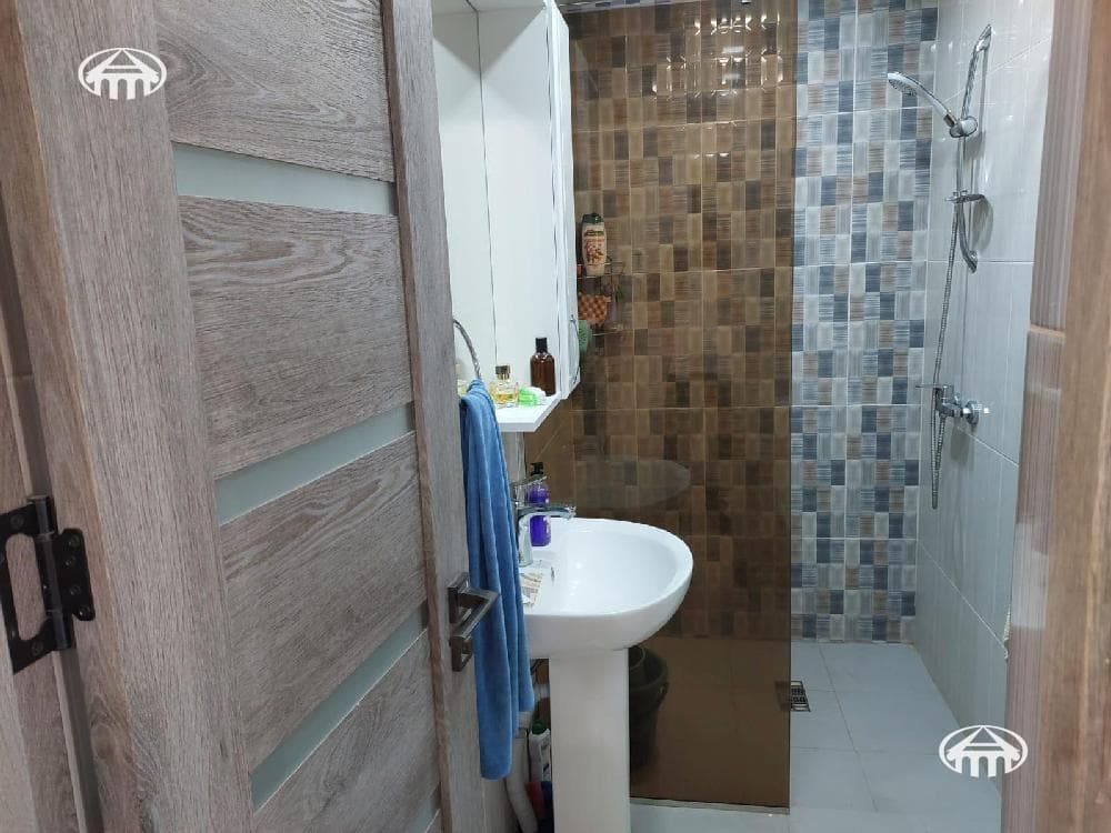 Mansion · 4 rooms · 113 m² · Zovuni