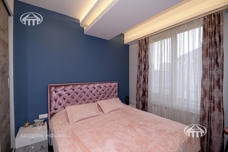 Apartment · 4 rooms · 90 m² · Arabkir