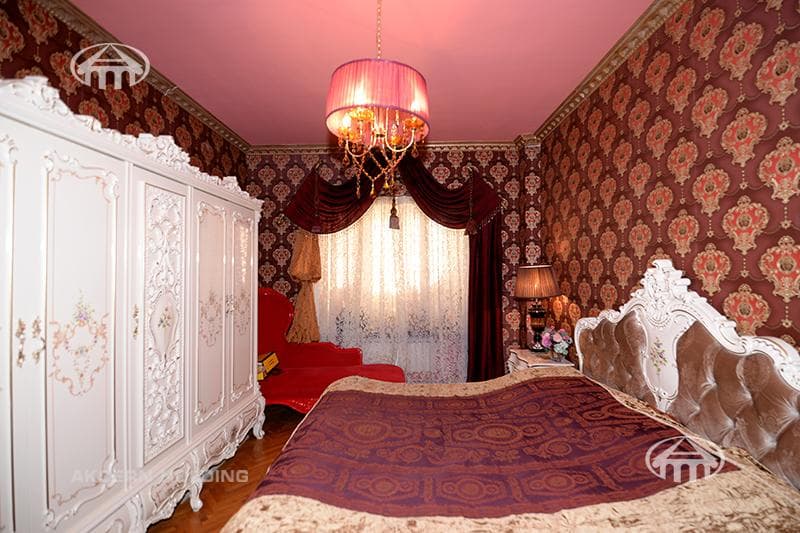Բնակարան · 4 սեն. · 154 մ² · Կենտրոն