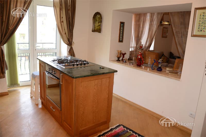 Квартира · 2 комн. · 58 м² · Кентрон