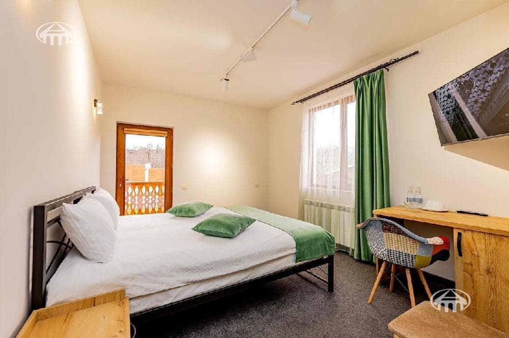 Hotel · 9 rooms · 234 m² · Dilijan