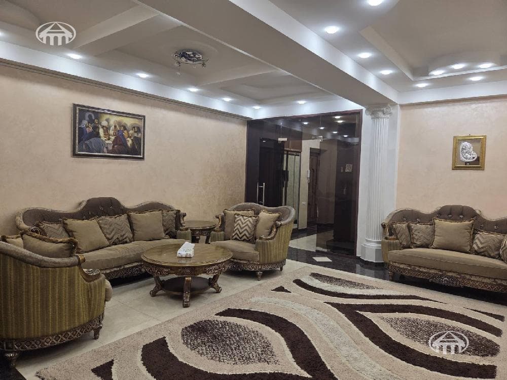 Квартира · 3 комн. · 151 м² · Кентрон