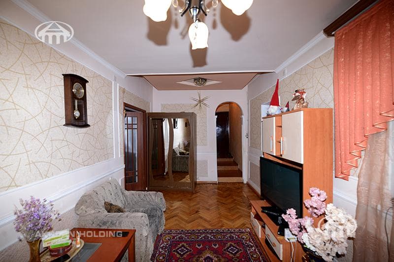 Առանձնատուն · 5 սեն. · 104 մ² · Աջափնյակ