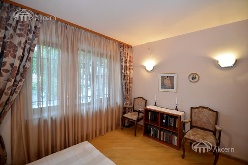 Квартира · 2 комн. · 72 м² · Арабкир