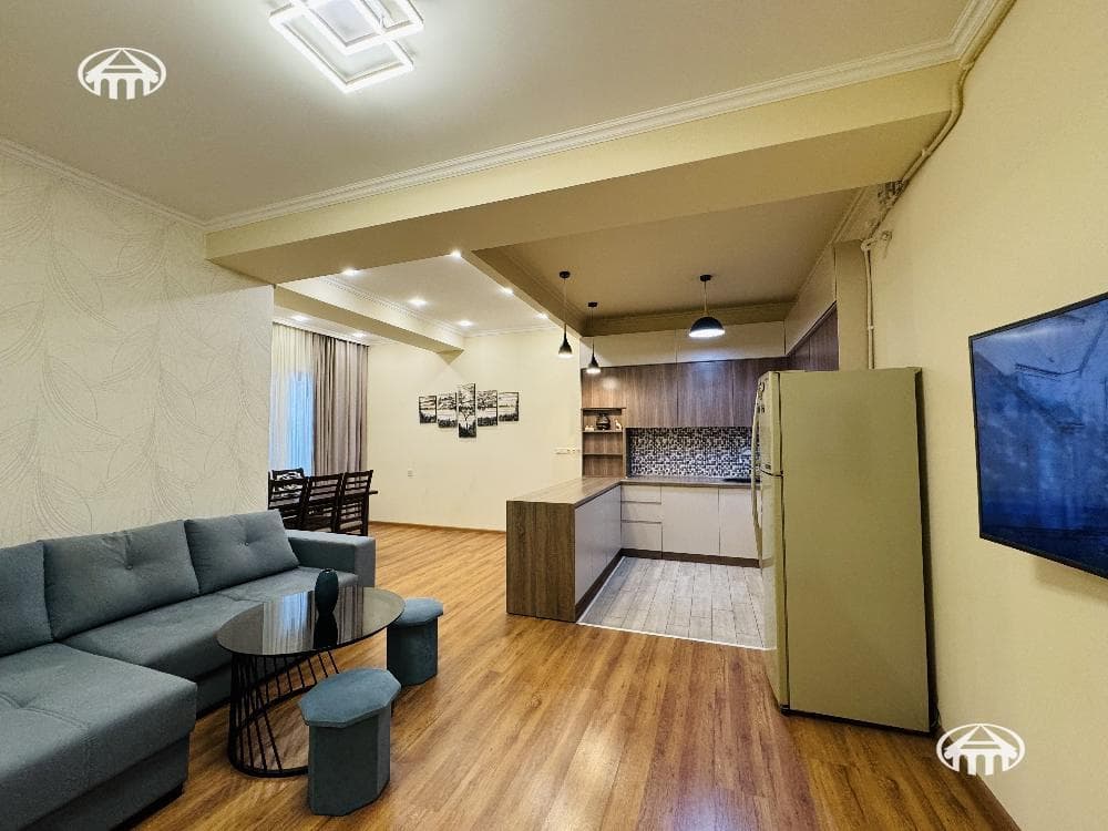 Apartment · 3 rooms · 84 m² · Kanaker-Zeytun
