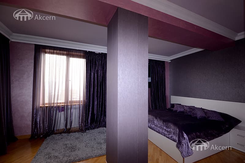 Квартира · 3 комн. · 179 м² · Арабкир