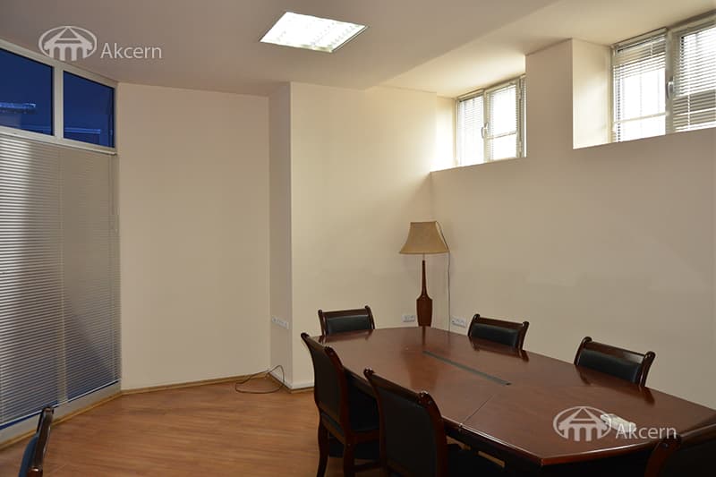 Офис · 316 м² · Канакер-Зейтун
