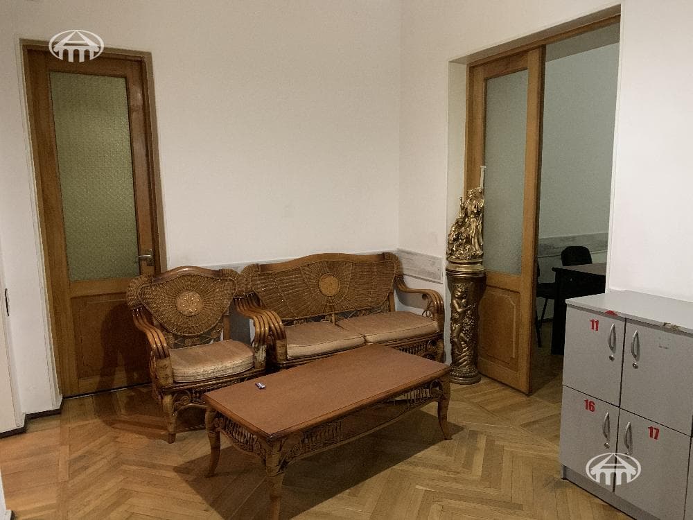 Офис · 72 м² · Кентрон