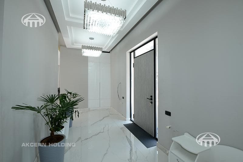 Mansion · 6 rooms · 334 m² · v. Arinj