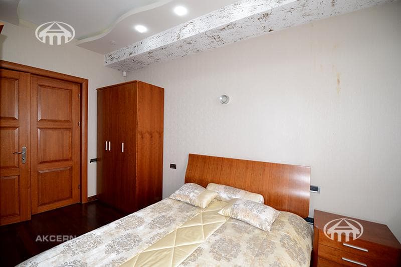 Apartment · 4 rooms · 123 m² · Kentron