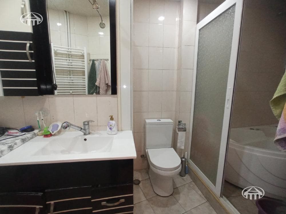 Apartment · 2 rooms · 67 m² · Kentron