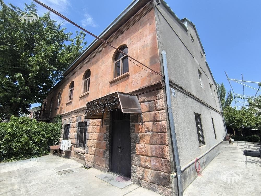 Առանձնատուն · 329 մ² · Շենգավիթ