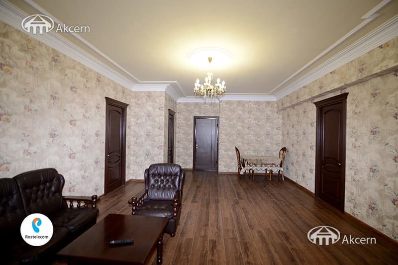 Квартира · 2 комн. · 75 м² · Кентрон