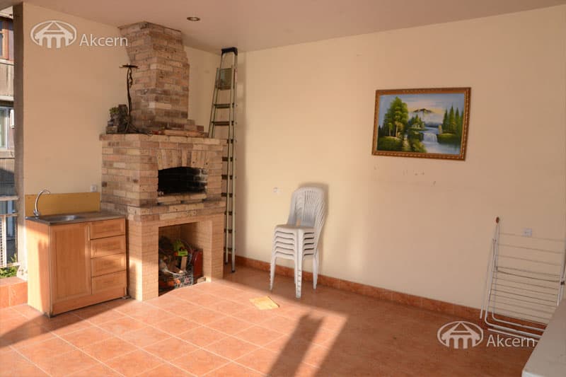 Apartment · 5 rooms · 197 m² · Shengavit