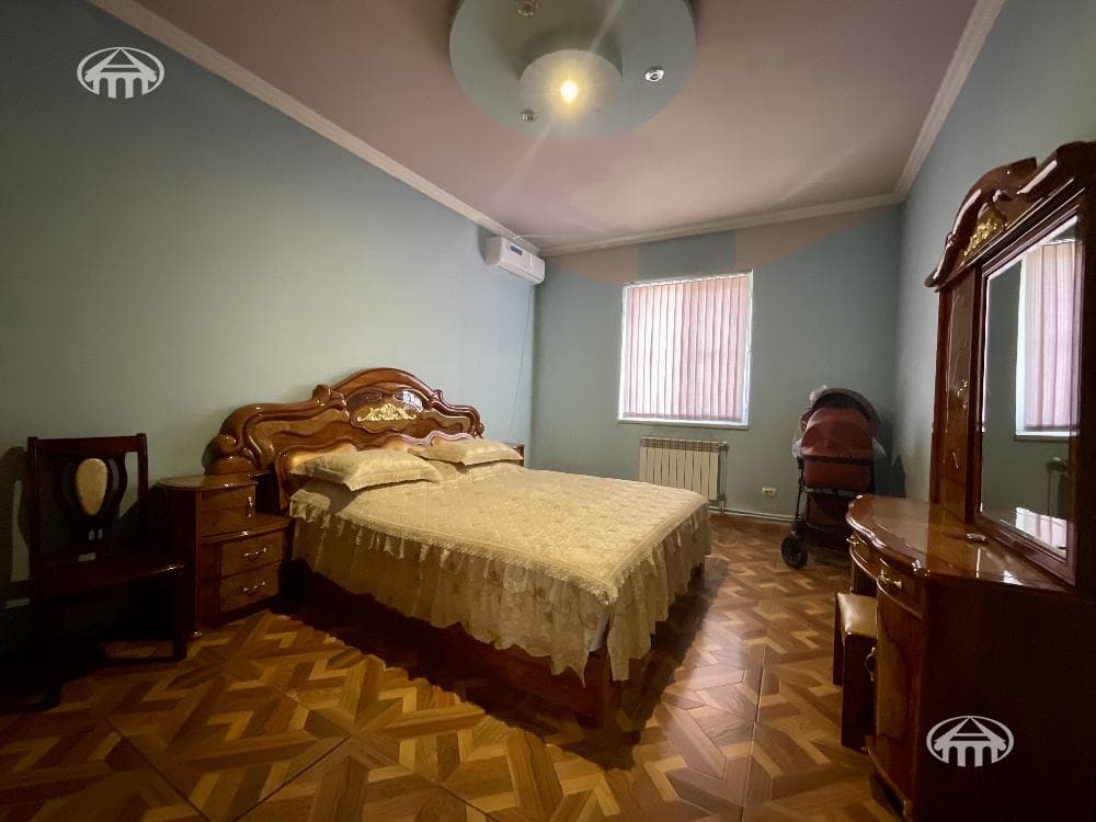 House · 6 rooms · 362 m² · Malatia-Sebastia