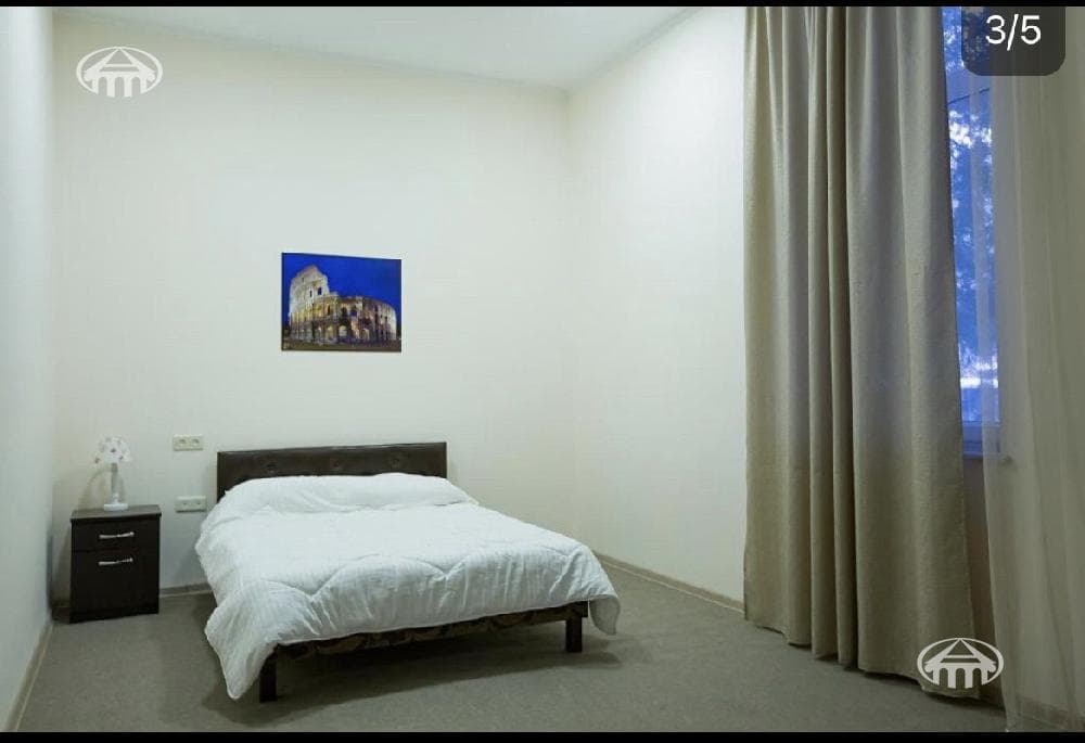 Hotel · 8 rooms · 585 m² · Arabkir
