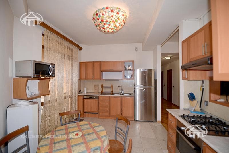 Apartment · 3 rooms · 134 m² · Arabkir