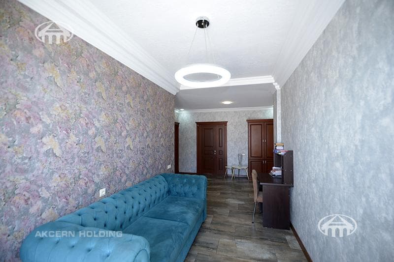 Առանձնատուն · 4 սեն. · 220 մ² · Ավան