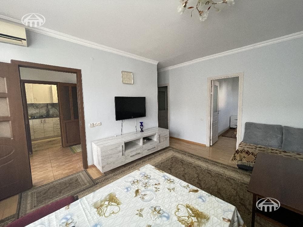 Квартира · 3 комн. · 60 м² · Арабкир