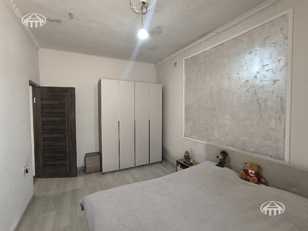 Mansion · 4 rooms · 104 m² · Arinj