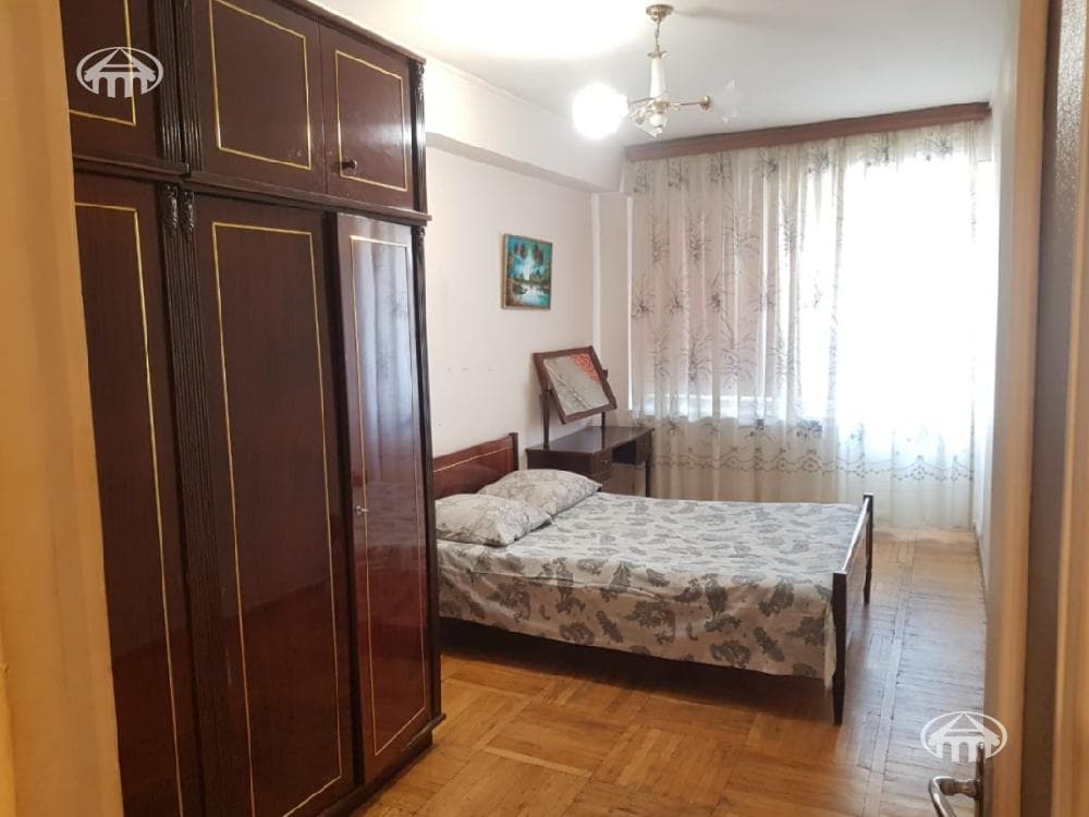 Apartment · 2 rooms · 60 m² · Kentron