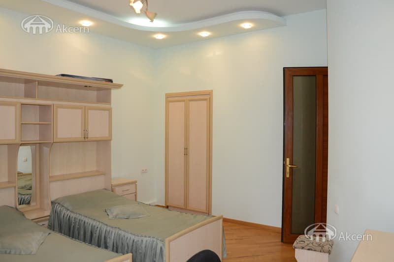 Բնակարան · 3 սեն. · 95 մ² · Կենտրոն — Լուսանկար 13 / 17