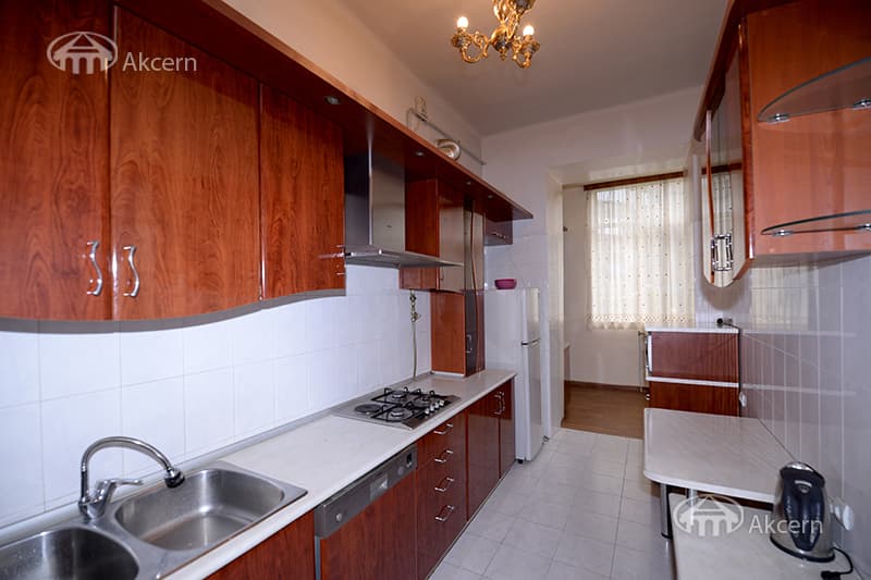 Квартира · 3 комн. · 97 м² · Кентрон