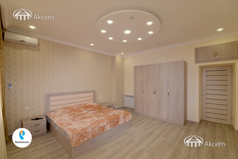 Apartment · 3 rooms · 120 m² · Kentron