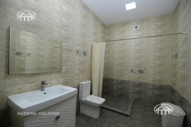 Особняк · 5 комн. · 380 м² · Аван