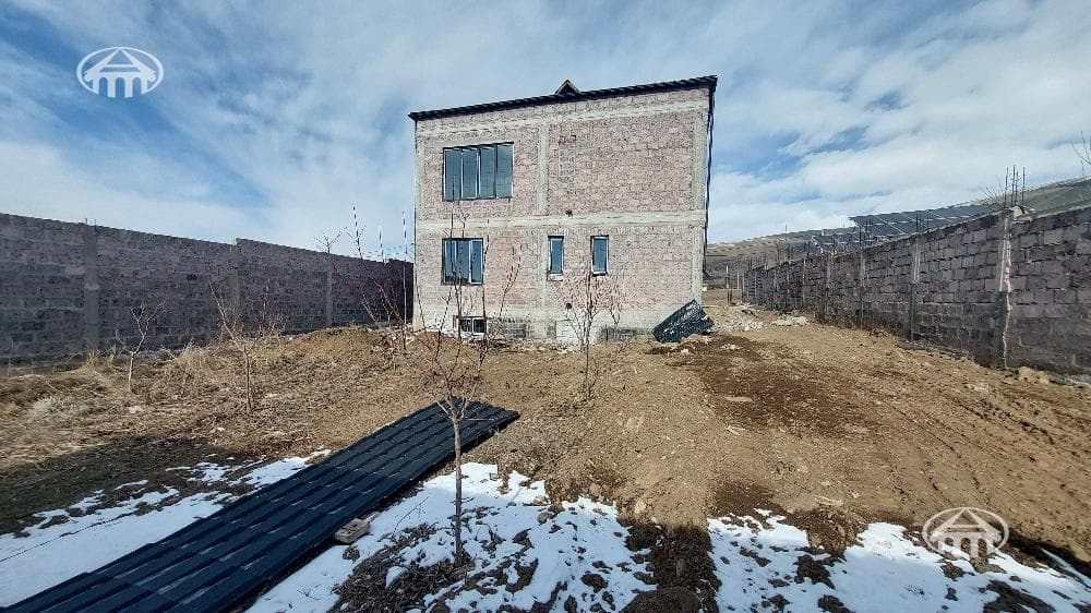 Особняк · 6 комн. · 360 м² · Акунк