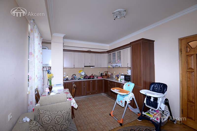 Квартира · 4 комн. · 155 м² · Арабкир