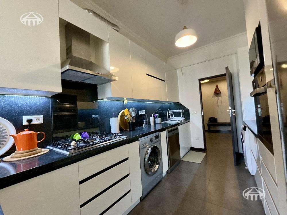 Apartment · 3 rooms · 108 m² · Arabkir