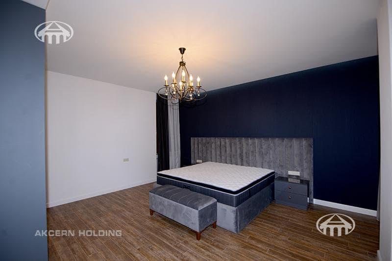 Квартира · 4 комн. · 151 м² · Кентрон